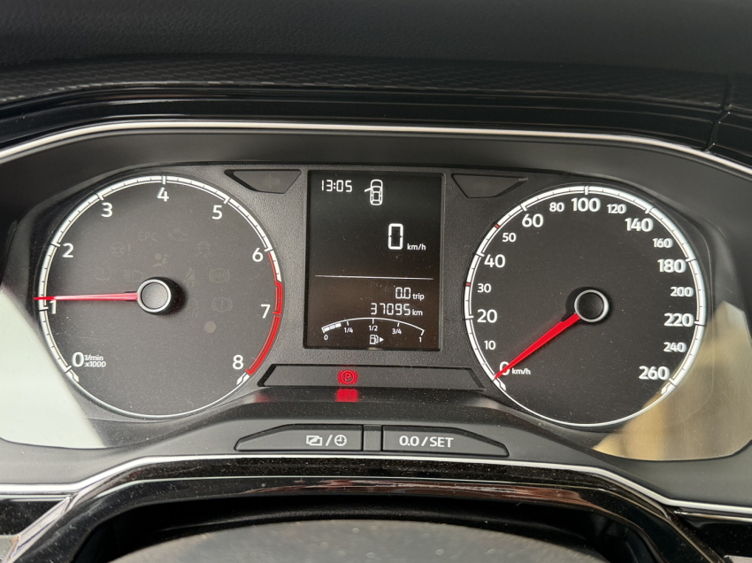 volkswagen polo track.8