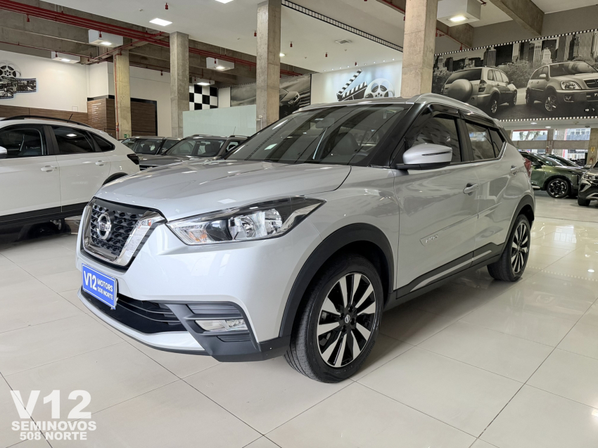 nissan kicks sv