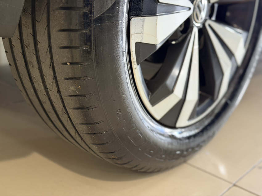 volkswagen t-cross 1.0 200 tsi total flex sense automatico 4p 202310