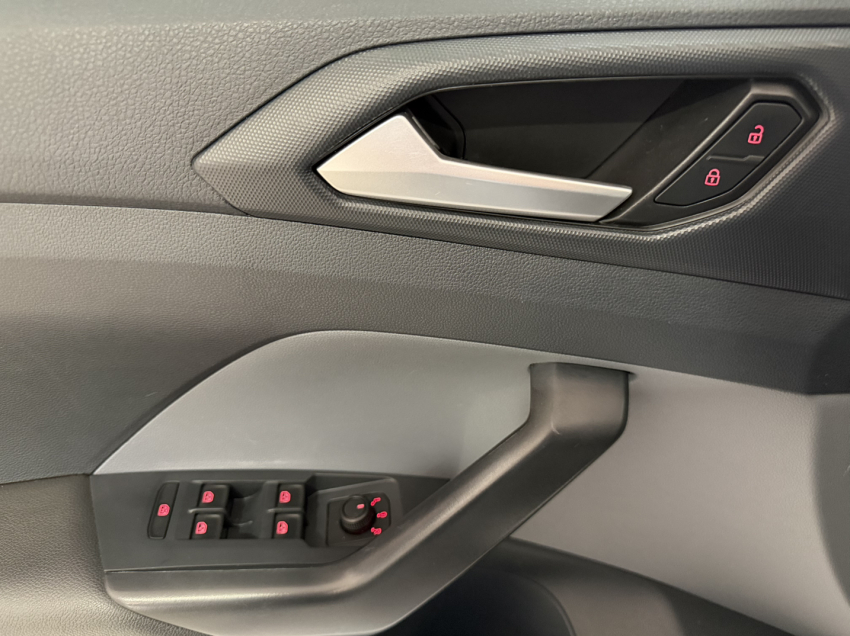 volkswagen t-cross 1.0 200 tsi total flex sense automatico 4p 20239