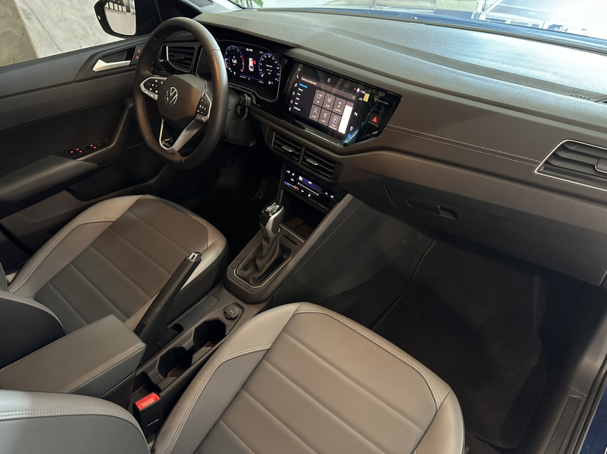 volkswagen nivus 1.0 200 tsi total flex highline automatico 4p 20244