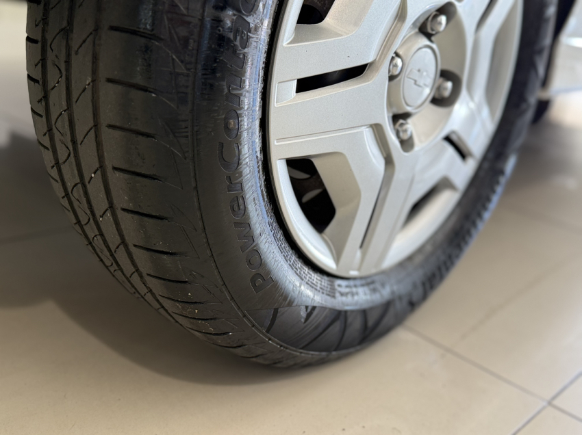 chevrolet onix 1.0 mpfi lt 8v flex 4p manual automatico 20166