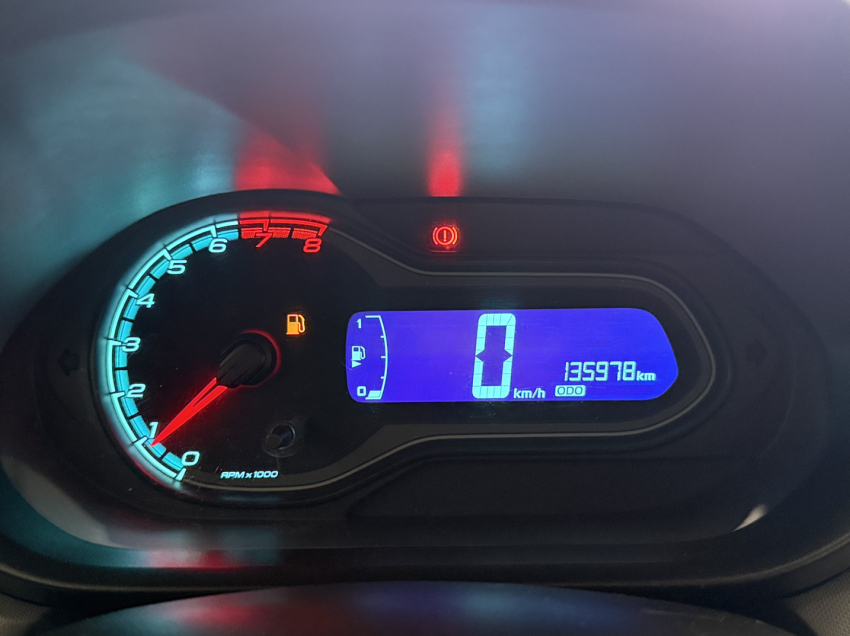 chevrolet onix 1.0 mpfi lt 8v flex 4p manual automatico 20168