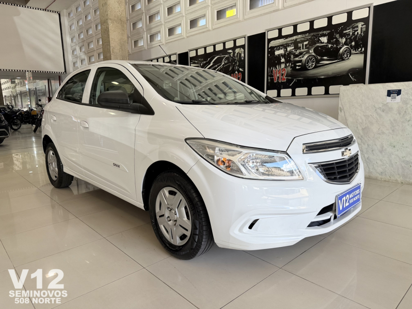 chevrolet onix 1.0 mpfi lt 8v flex 4p manual automatico 20161
