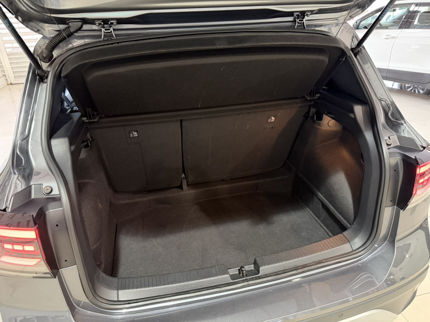 volkswagen t-cross 1.4 250 tsi total flex highline automatico 1.0 4p 202511