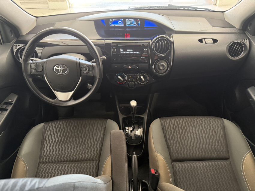 toyota etios x plus11