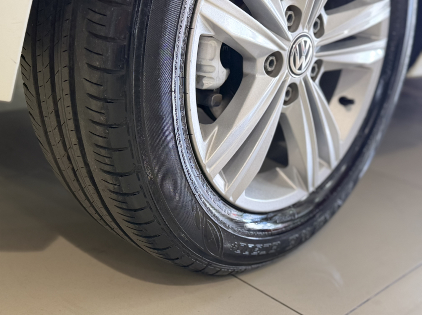volkswagen polo comfortline11