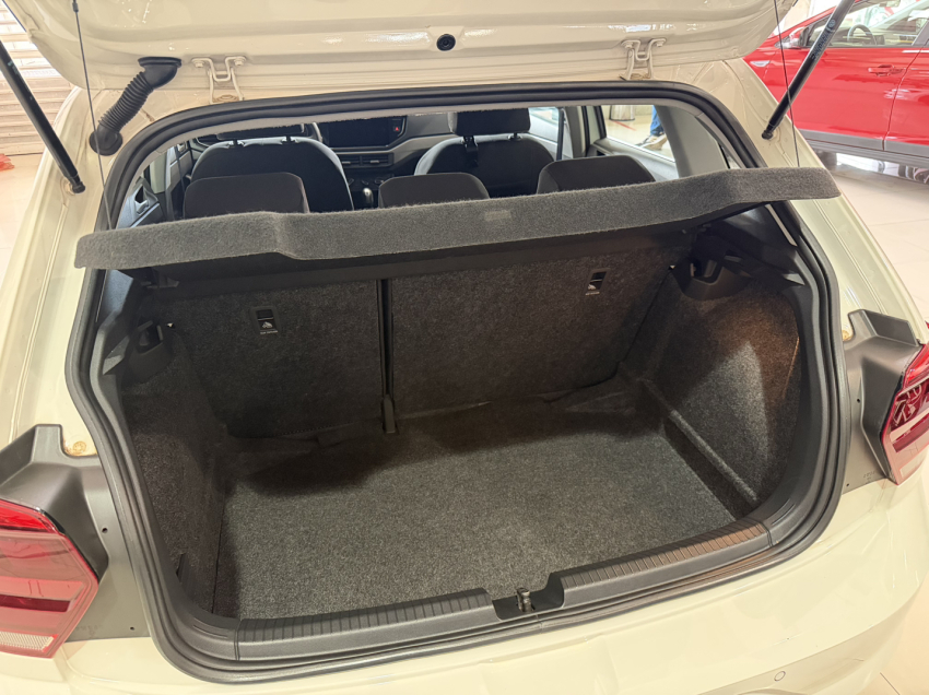 volkswagen polo comfortline13