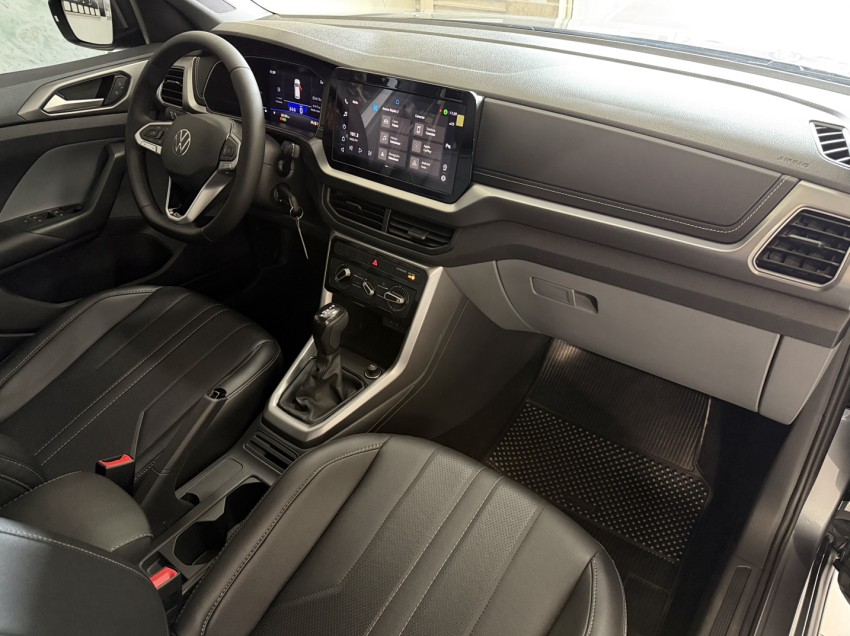 volkswagen t-cross 200 tsi4