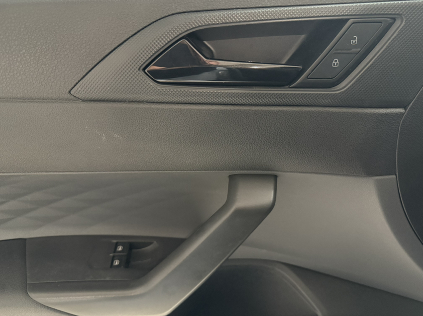 volkswagen polo track.8