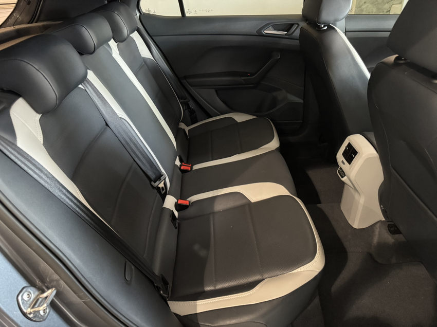 volkswagen t-cross 1.4 250 tsi total flex highline automatico 4p 202010
