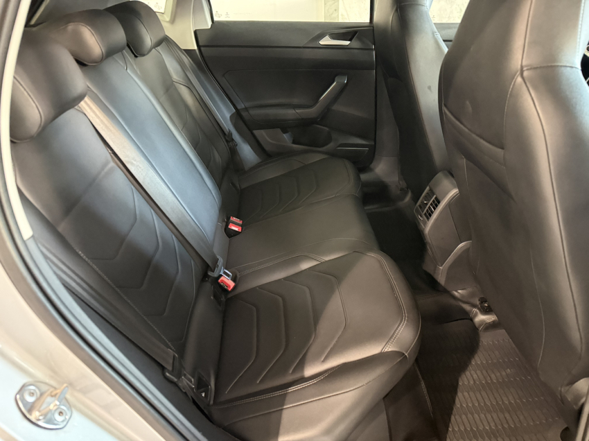 volkswagen polo 1.0 170 tsi highline automatico10