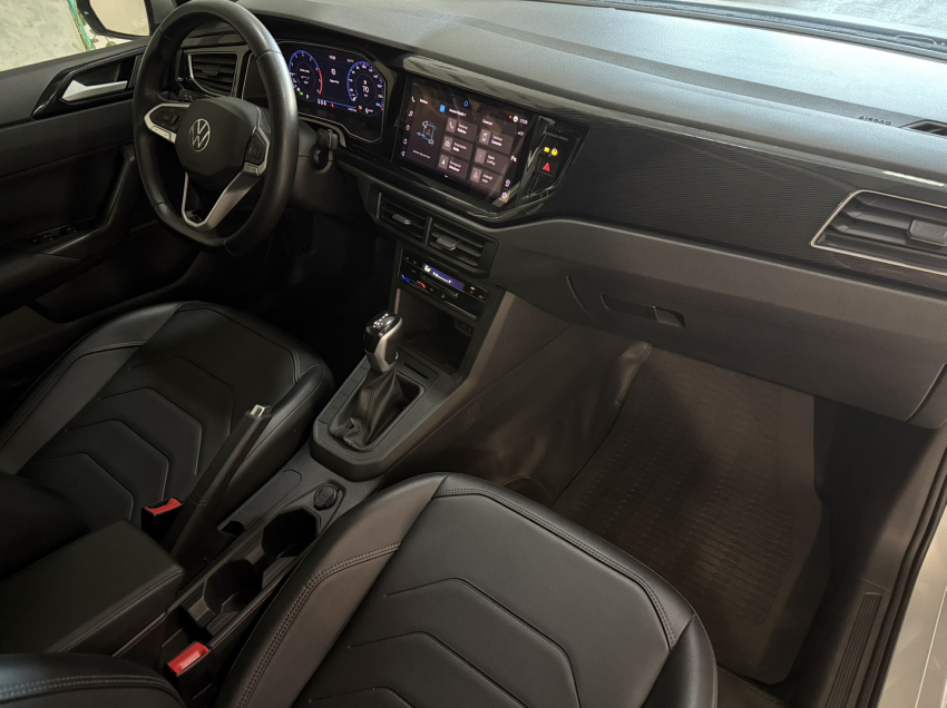 volkswagen polo 1.0 170 tsi highline automatico4