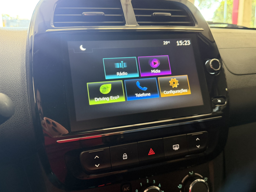 renault kwid 1.0 12v sce flex intense manual 4p 20245
