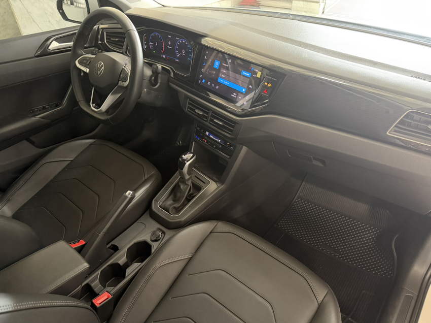 volkswagen polo 1.0 170 tsi highline automatico4