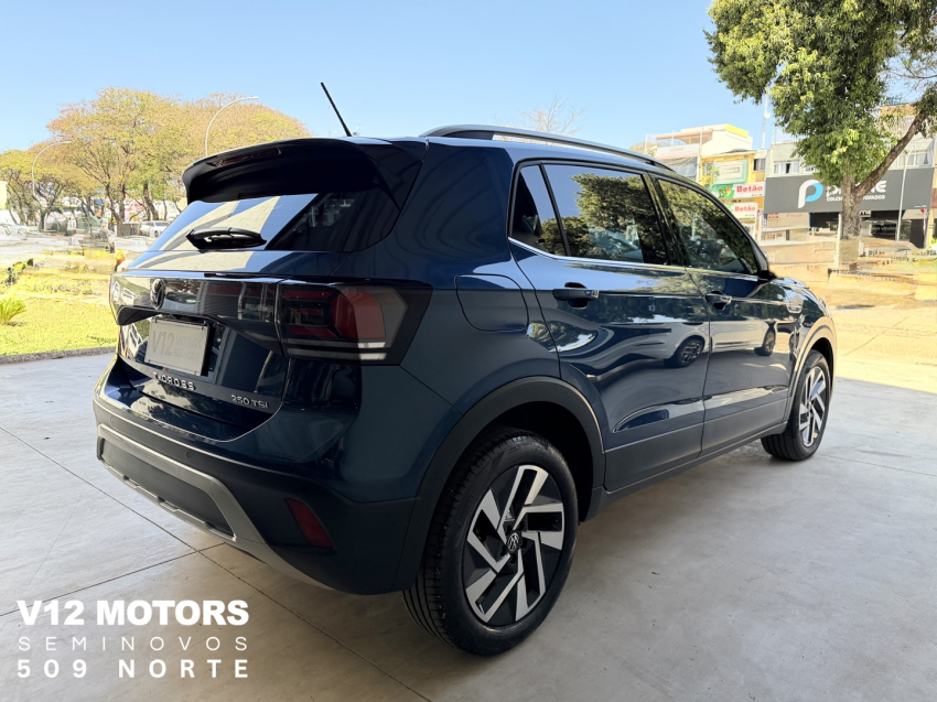 volkswagen t-cross 1.4 250 tsi total flex highline automatico 1.0 4p 20252