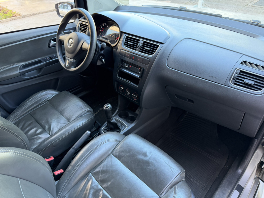 volkswagen crossfox 1.6 mi flex 8v 4p manual 20134