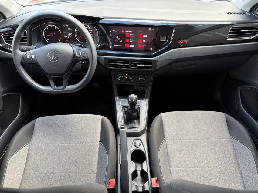 volkswagen polo track.8