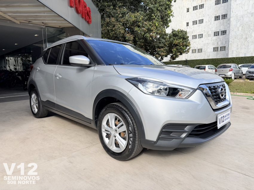 nissan kicks s1