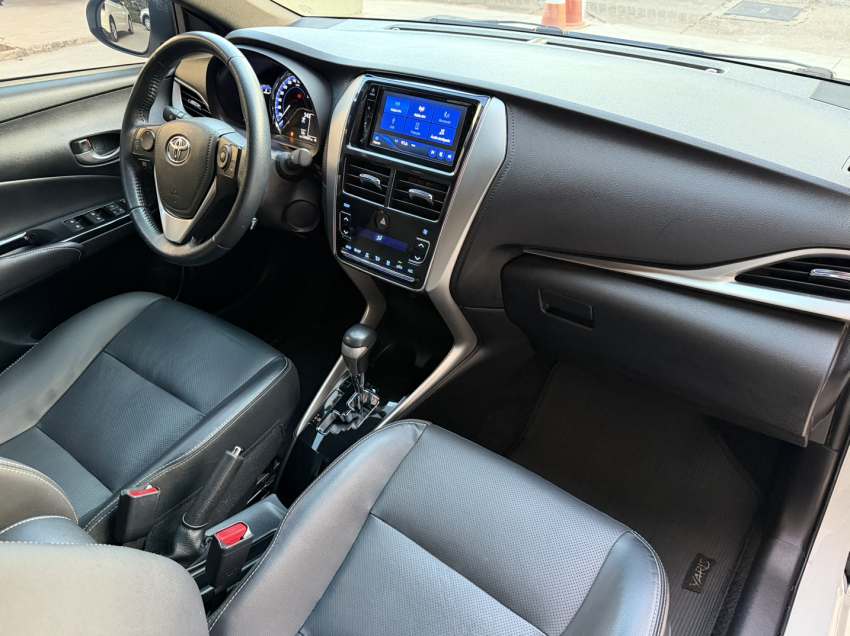 toyota yaris 1.5 16v flex xs multidrive 4p automatico 20194