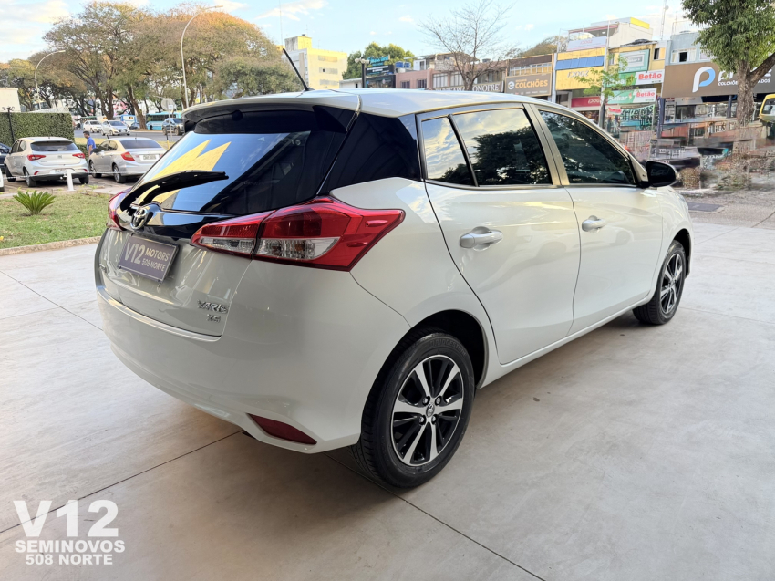 toyota yaris 1.5 16v flex xs multidrive 4p automatico 20192