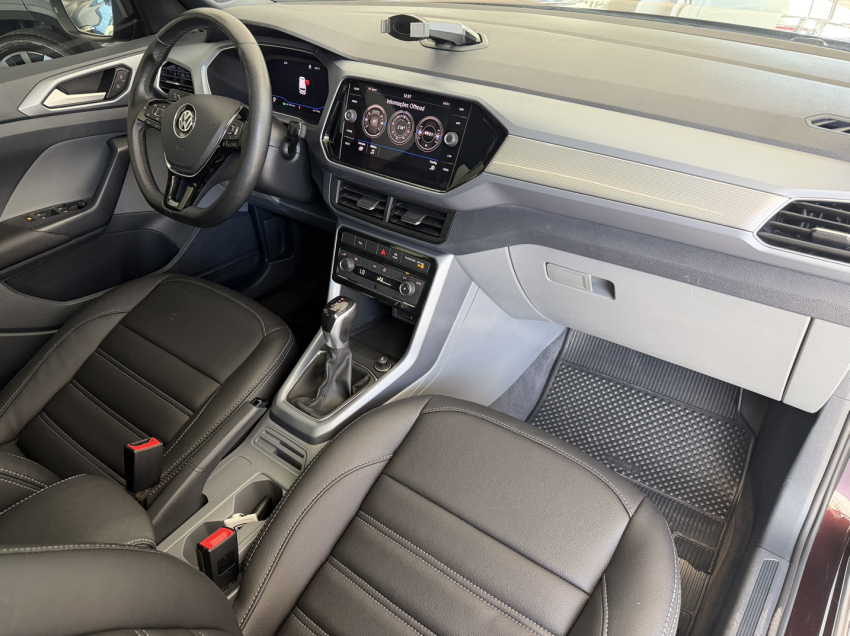 volkswagen t-cross 1.0 200 tsi total flex comfortline automatico 4p 20204
