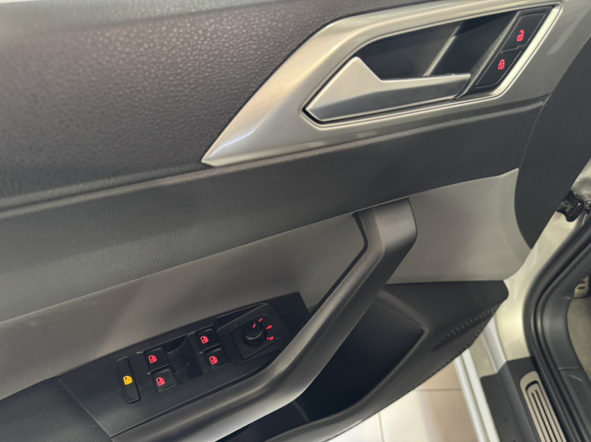 volkswagen polo 1.0 200 tsi highline automatico flex 4p 201911