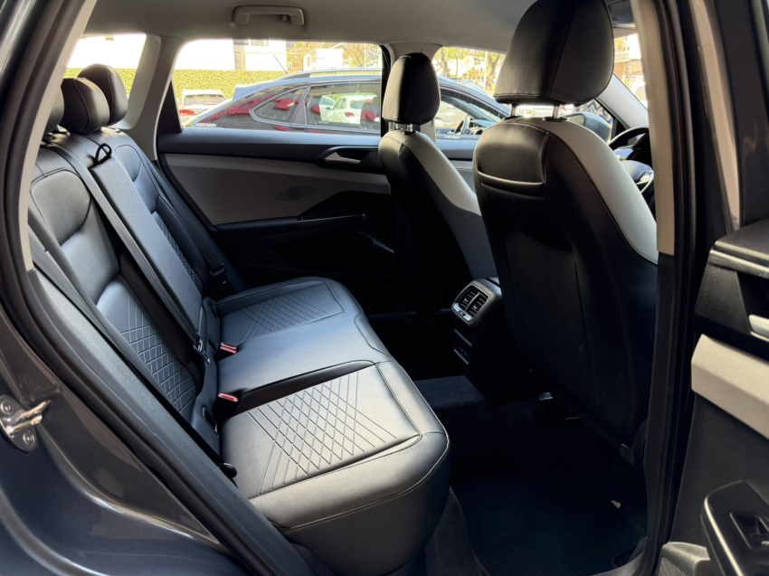 volkswagen taos comfortline11