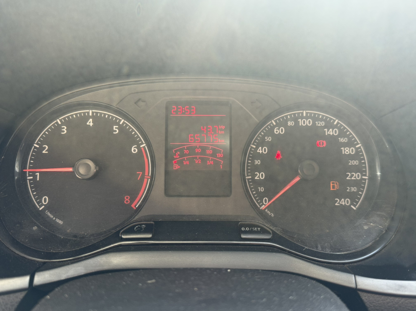 volkswagen saveiro 1.6 msi robust cs 16v flex 2p manual.5