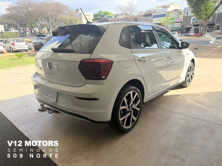 volkswagen polo 1.4 250 tsi gts automatico.2