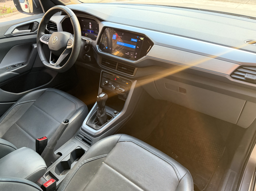 volkswagen t-cross 1.0 200 tsi total flex the town automatico 4p 20244