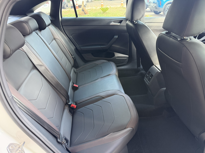 volkswagen virtus highline12