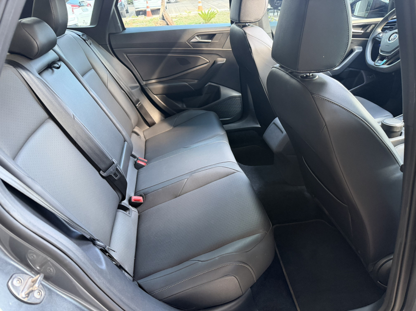 volkswagen jetta 1.4 250 tsi total flex r-line tiptronic 4p automatico 202013