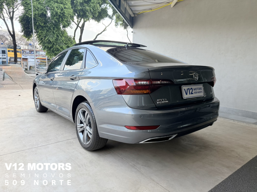 volkswagen jetta 1.4 250 tsi total flex r-line tiptronic 4p automatico 20203