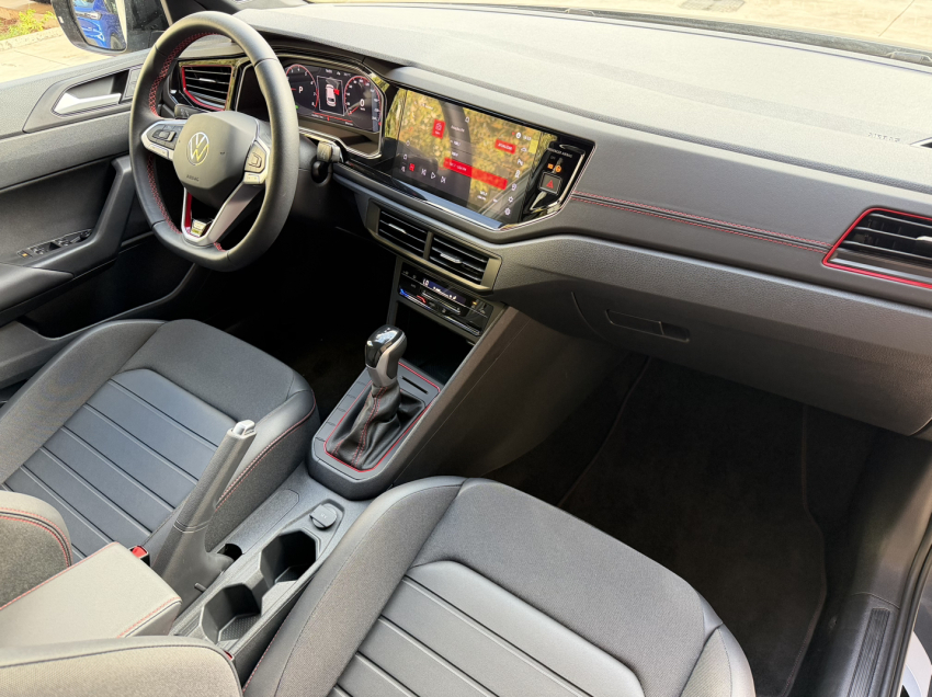 volkswagen polo 1.4 250 tsi gts automatico.4