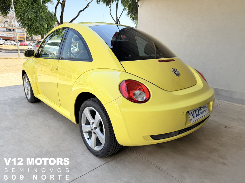 volkswagen new beetle 2.0 mi 8v gasolina 2p tiptronic automatico 20103