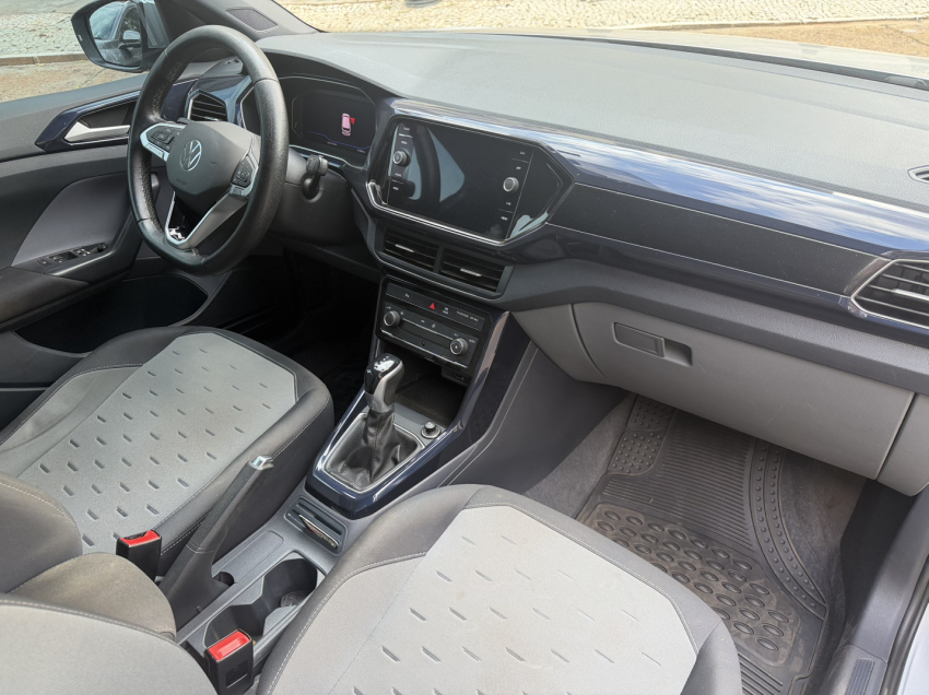 volkswagen t-cross 1.0 200 tsi total flex comfortline automatico 4p 20224