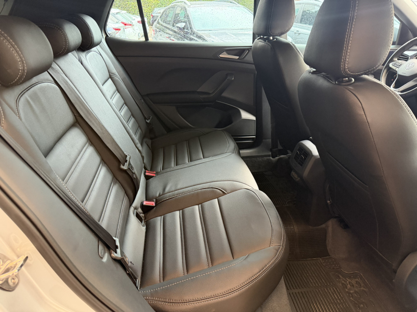 volkswagen t-cross 1.0 200 tsi total flex comfortline automatico 4p 202212