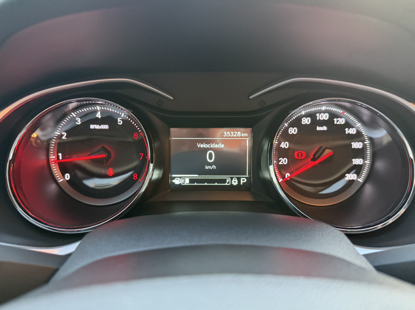 chevrolet onix premier 26