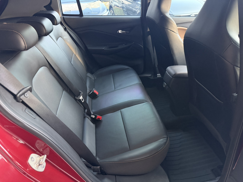 chevrolet onix premier 210