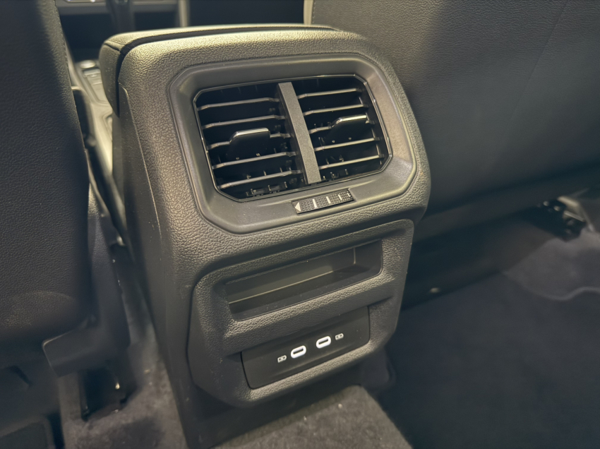 volkswagen taos comfortline8