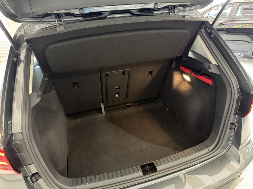 volkswagen taos comfortline13