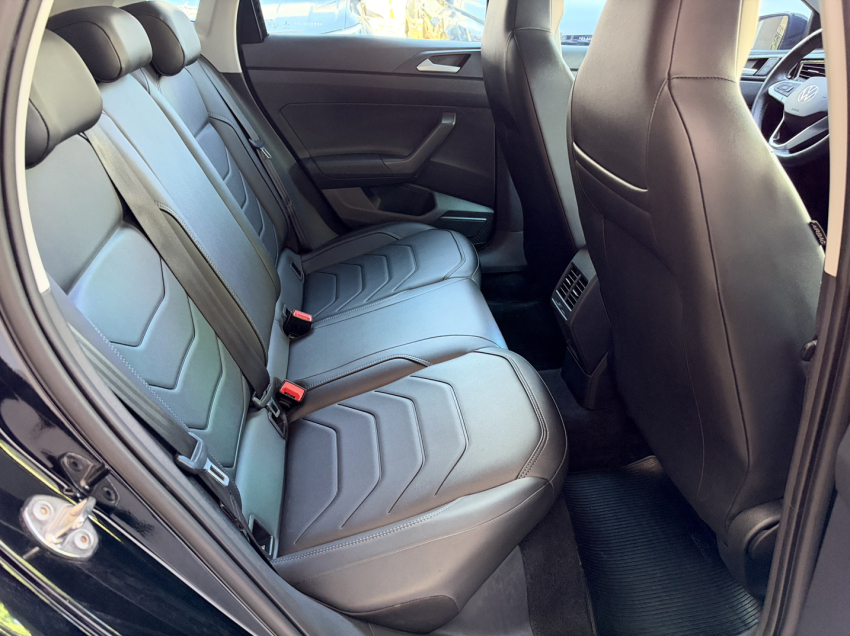 volkswagen polo 1.0 170 tsi highline automatico12