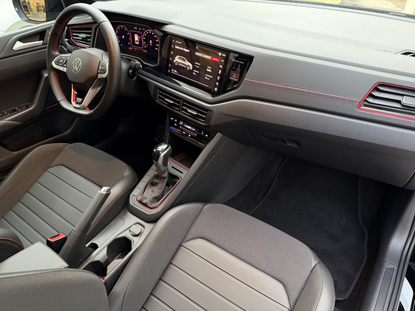 Volkswagen POLO 1.4 250 TSI GTS AUTOMÁTICO.4
