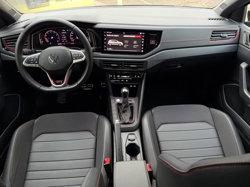 Volkswagen POLO 1.4 250 TSI GTS AUTOMÁTICO.15