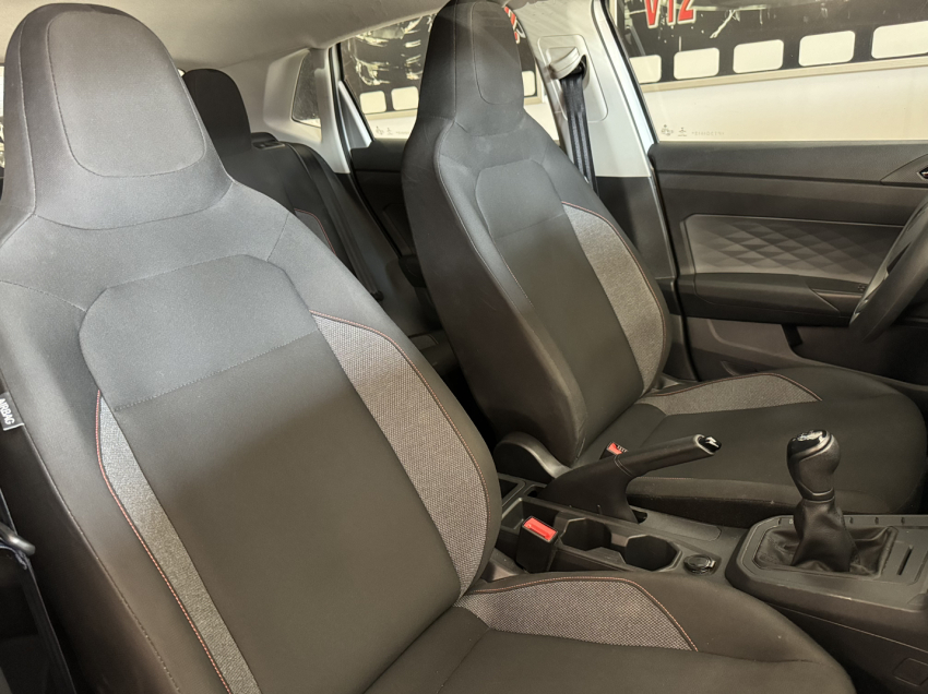Volkswagen Polo Track11