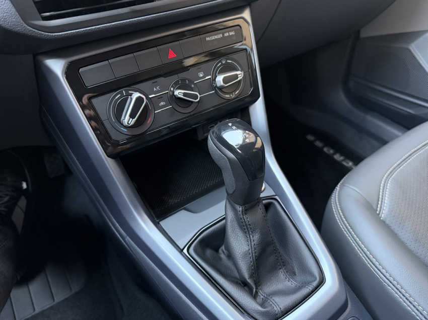 Volkswagen T-Cross 200 TSI14
