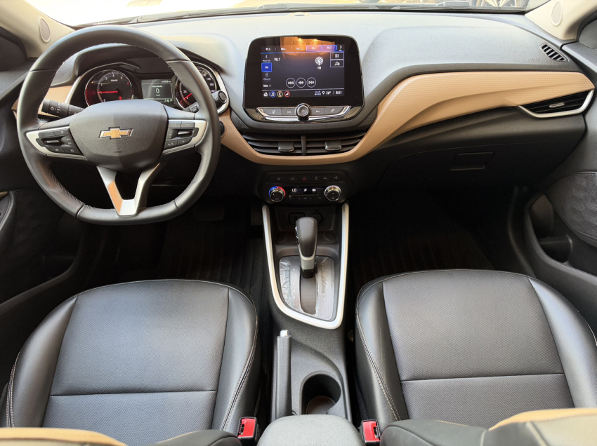 Chevrolet Onix Plus Premier 211