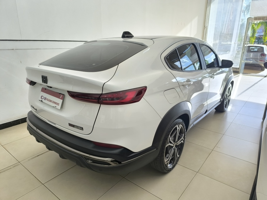 fiat fastback 1.3 turbo 270 flex limited edition at6 2023 fiat fastback 1.3 turbo 270 flex limited edition at6 2023