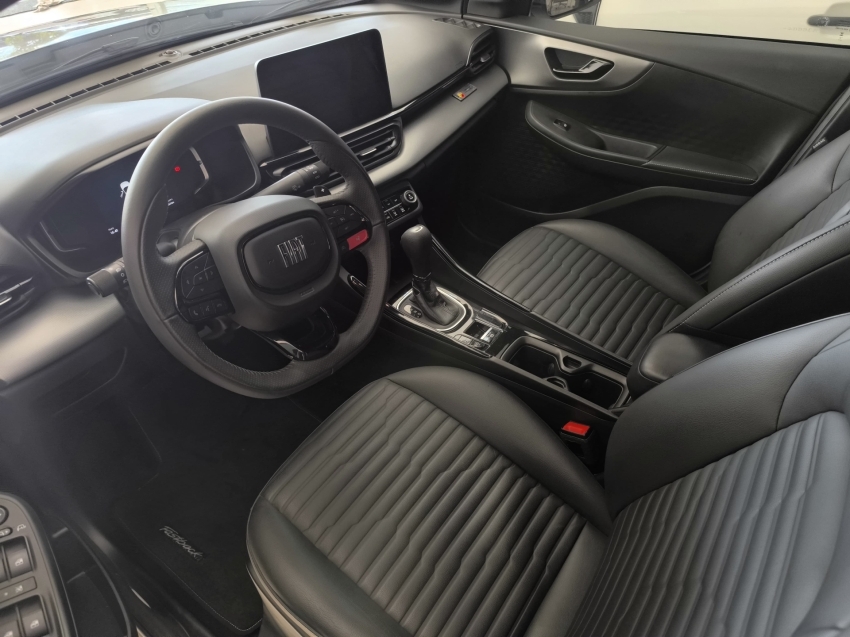 fiat fastback 1.3 turbo 270 flex limited edition at6 2023